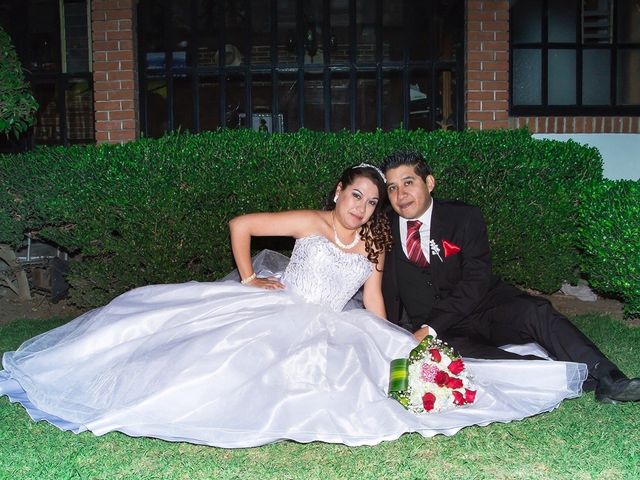 La boda de Erika  y José Ricardo en Iztapalapa, Ciudad de México 12