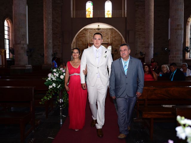 La boda de Carlos  y Viry en Escuinapa, Sinaloa 19