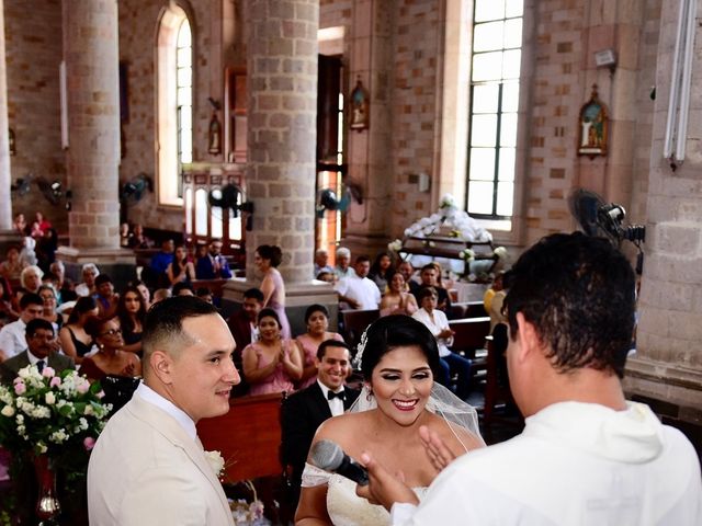 La boda de Carlos  y Viry en Escuinapa, Sinaloa 48