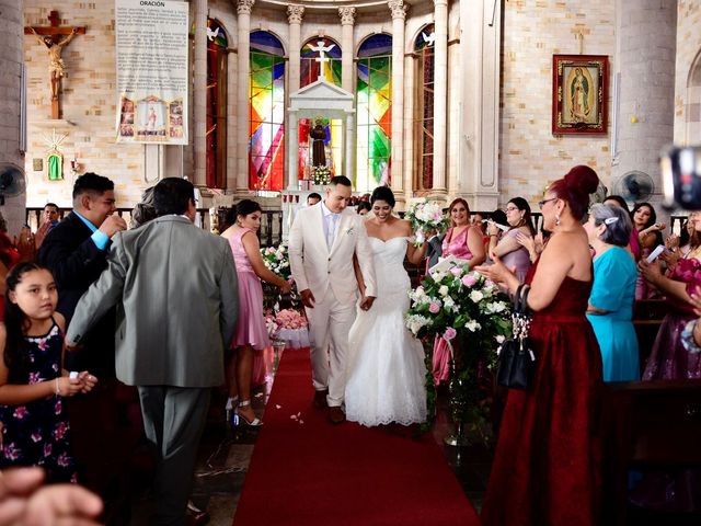 La boda de Carlos  y Viry en Escuinapa, Sinaloa 67