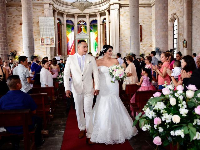 La boda de Carlos  y Viry en Escuinapa, Sinaloa 72