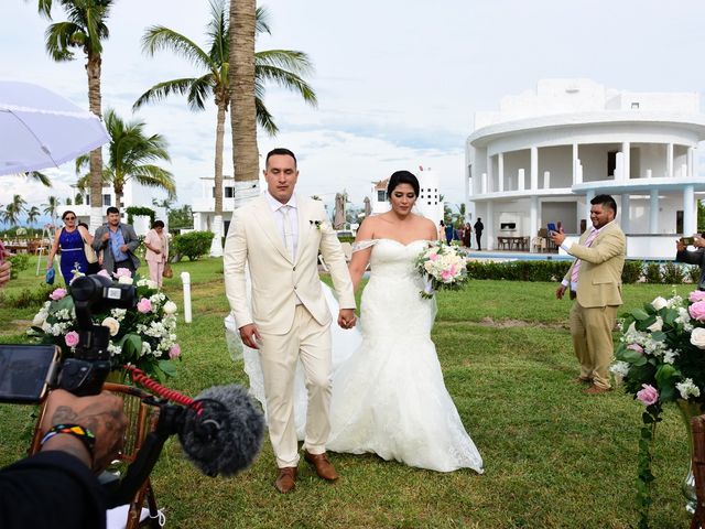 La boda de Carlos  y Viry en Escuinapa, Sinaloa 118