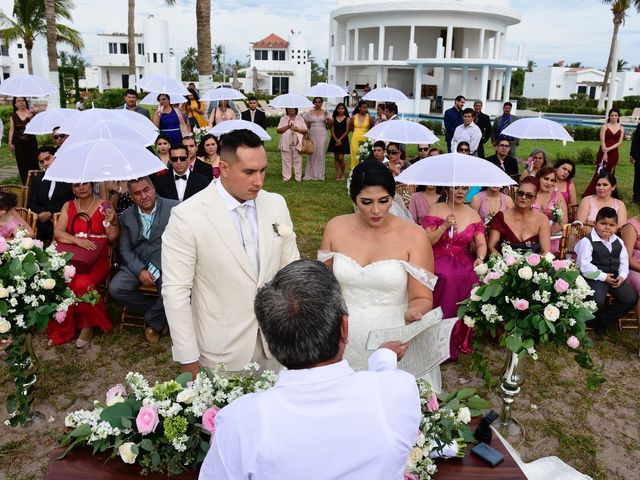 La boda de Carlos  y Viry en Escuinapa, Sinaloa 132