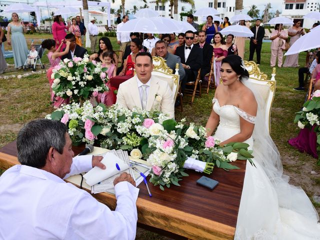 La boda de Carlos  y Viry en Escuinapa, Sinaloa 133