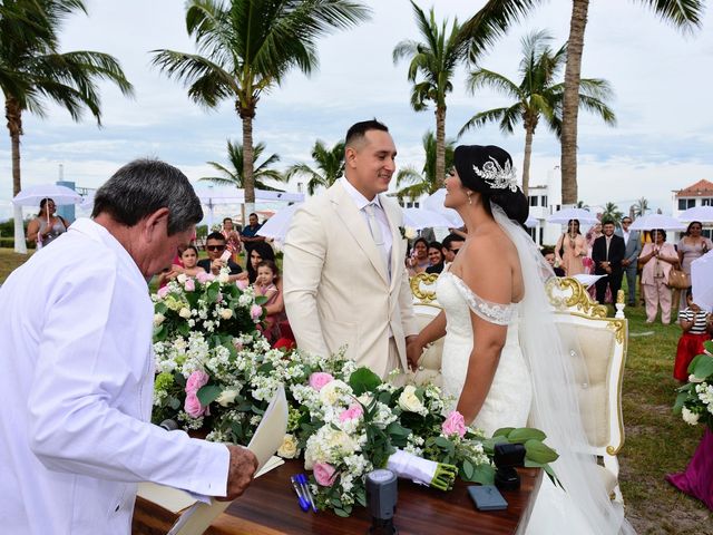 La boda de Carlos  y Viry en Escuinapa, Sinaloa 137