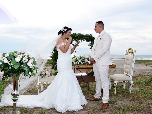 La boda de Carlos  y Viry en Escuinapa, Sinaloa 140