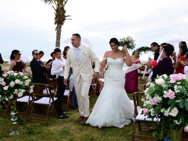 La boda de Carlos  y Viry en Escuinapa, Sinaloa 149