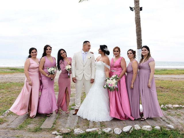 La boda de Carlos  y Viry en Escuinapa, Sinaloa 151