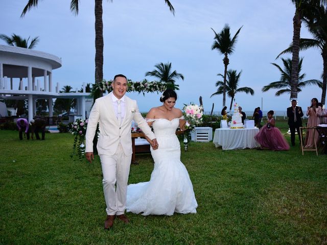 La boda de Carlos  y Viry en Escuinapa, Sinaloa 171