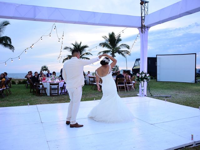 La boda de Carlos  y Viry en Escuinapa, Sinaloa 176