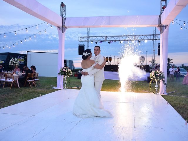 La boda de Carlos  y Viry en Escuinapa, Sinaloa 178