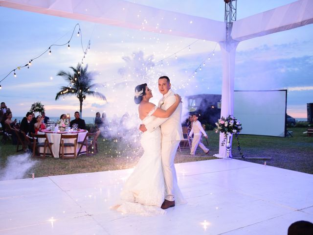 La boda de Carlos  y Viry en Escuinapa, Sinaloa 183