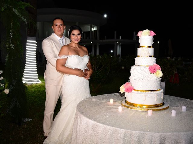 La boda de Carlos  y Viry en Escuinapa, Sinaloa 197