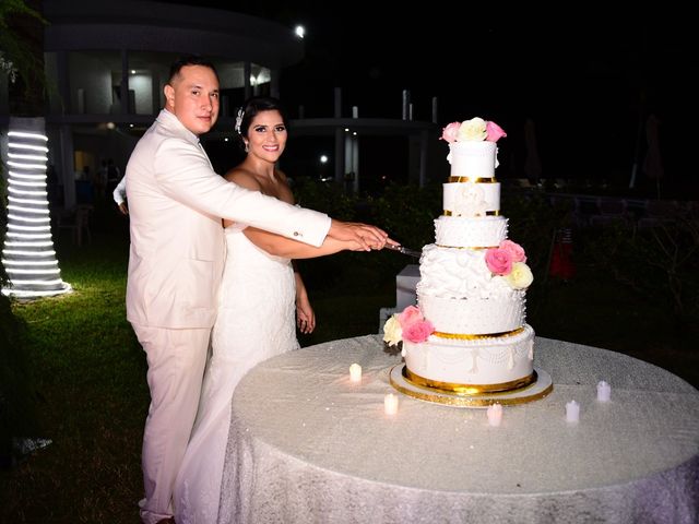 La boda de Carlos  y Viry en Escuinapa, Sinaloa 198
