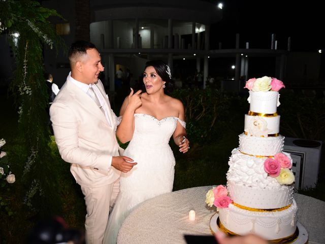 La boda de Carlos  y Viry en Escuinapa, Sinaloa 204