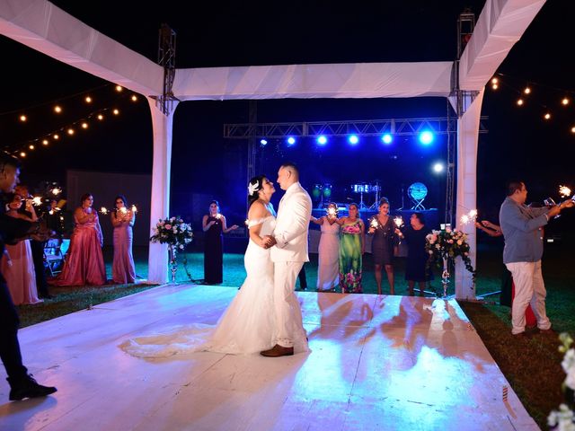 La boda de Carlos  y Viry en Escuinapa, Sinaloa 213