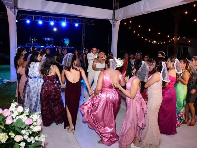 La boda de Carlos  y Viry en Escuinapa, Sinaloa 222