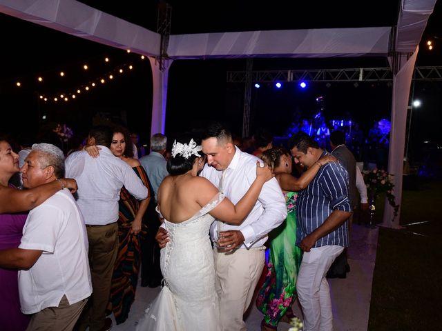 La boda de Carlos  y Viry en Escuinapa, Sinaloa 237