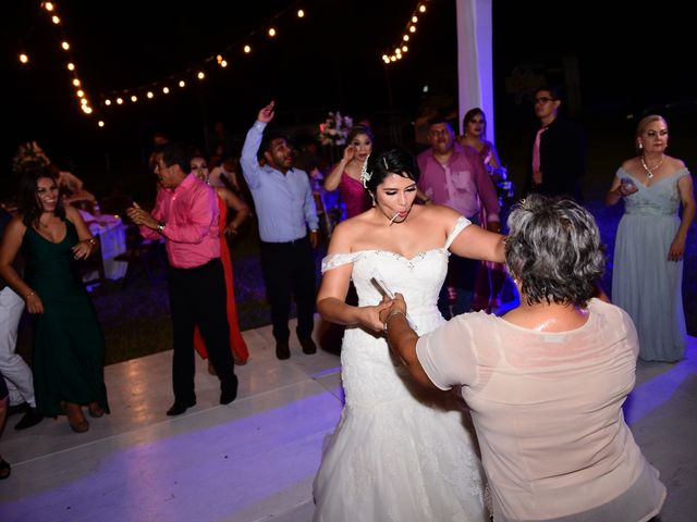 La boda de Carlos  y Viry en Escuinapa, Sinaloa 242