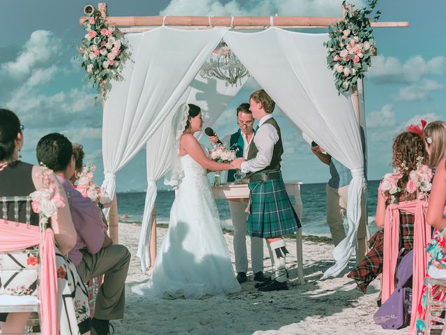 La boda de Scott y Angélica en Cancún, Quintana Roo 19