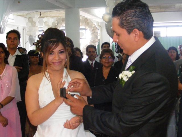 La boda de Heber y Edith en Iztacalco, Ciudad de México 3