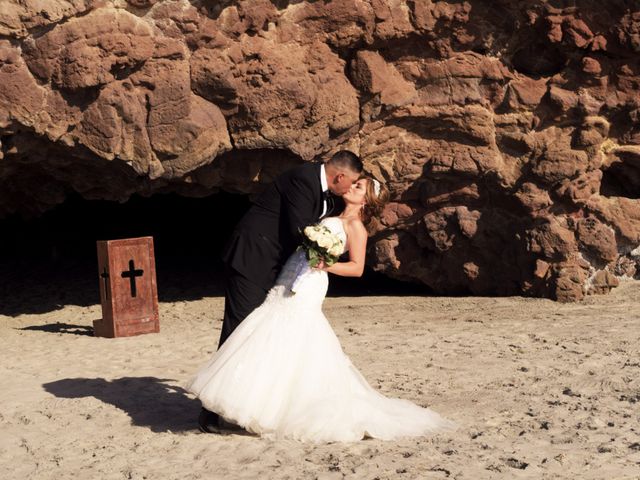 La boda de Iván y Esther en Tijuana, Baja California 13