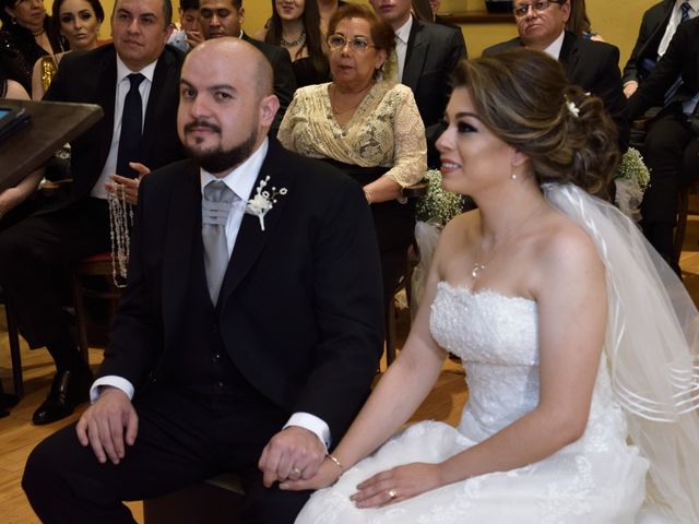 La boda de Alejandro y Adriana en Cuauhtémoc, Ciudad de México 35