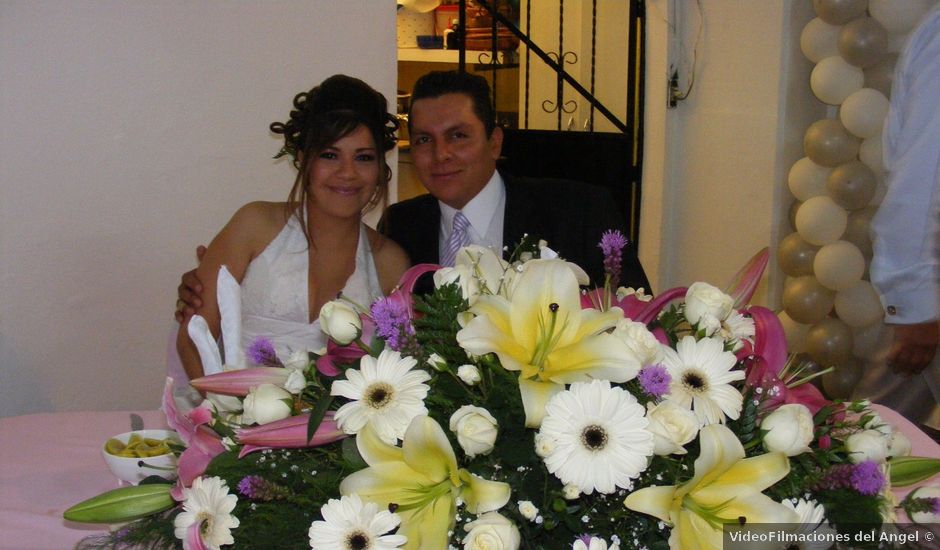 La boda de Heber y Edith en Iztacalco, Ciudad de México