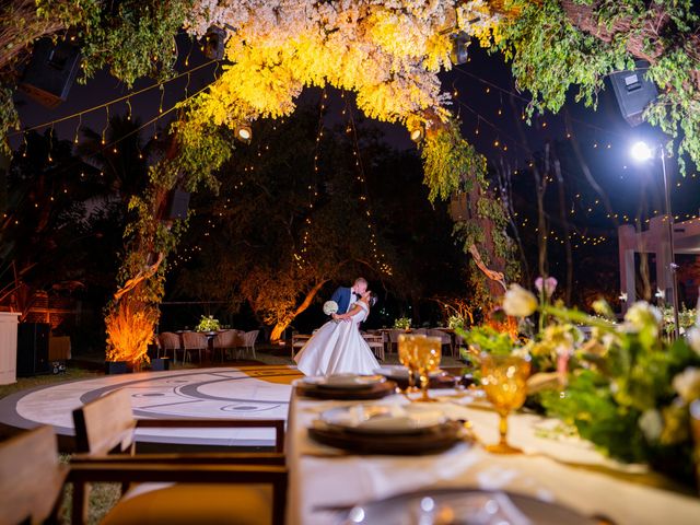 La boda de Robert y Briseida en Manzanillo, Colima 1