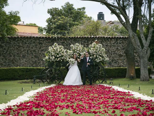 La boda de Alberto y Lulú en Coyoacán, Ciudad de México 16