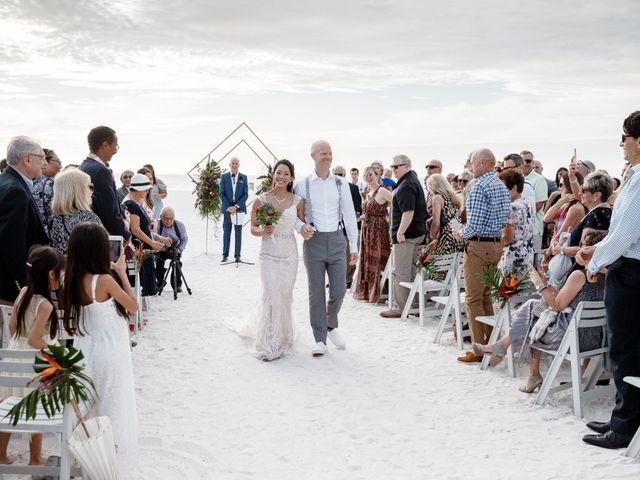 La boda de Anthony y Stephanie en Cancún, Quintana Roo 54