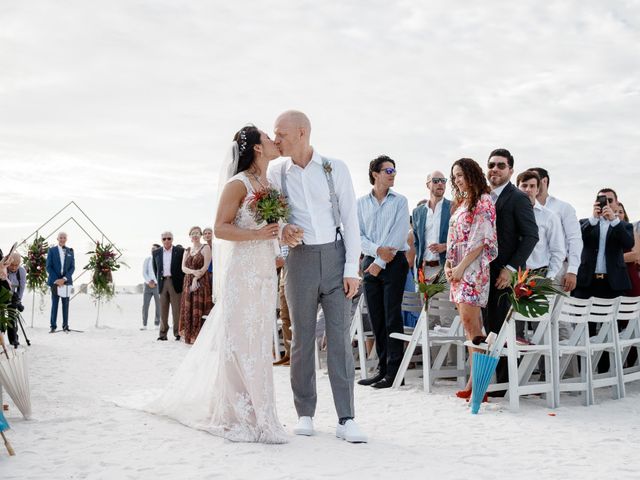 La boda de Anthony y Stephanie en Cancún, Quintana Roo 55