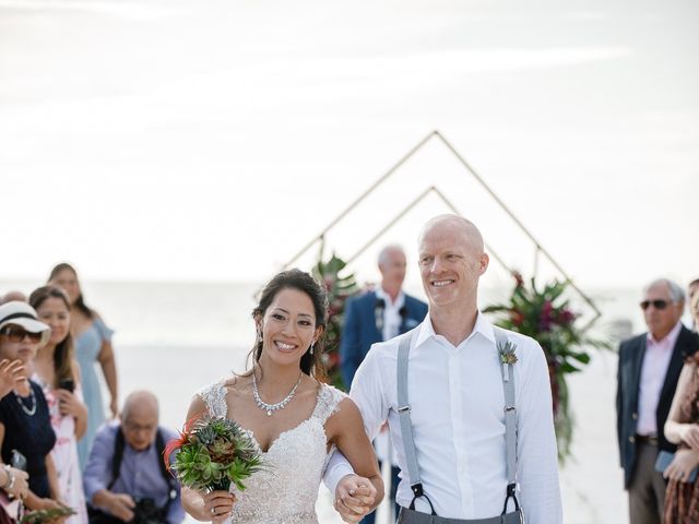 La boda de Anthony y Stephanie en Cancún, Quintana Roo 155