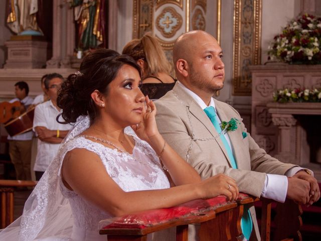 La boda de Alejandro y Angélica en Temixco, Morelos 30