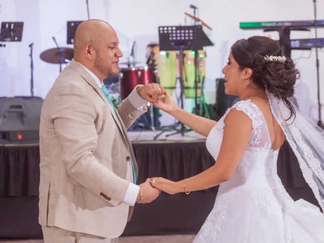 La boda de Alejandro y Angélica en Temixco, Morelos 74