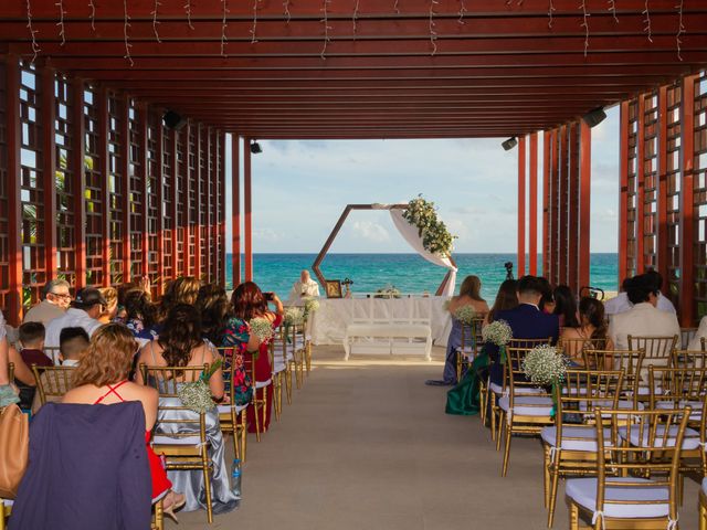 La boda de Víctor y Keiry en Cancún, Quintana Roo 8