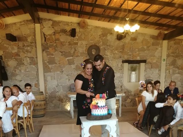 La boda de Juan Carlos  y Addy  en Bernal, Querétaro 2