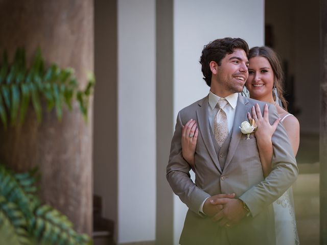 La boda de Hunter y Paris en Puerto Vallarta, Jalisco 6