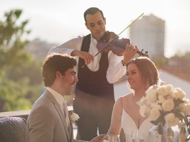 La boda de Hunter y Paris en Puerto Vallarta, Jalisco 7