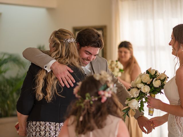 La boda de Hunter y Paris en Puerto Vallarta, Jalisco 16