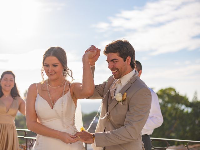 La boda de Hunter y Paris en Puerto Vallarta, Jalisco 20