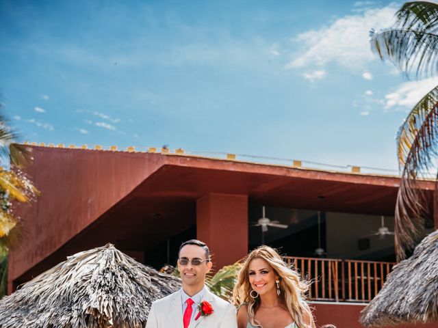 La boda de Edgar y Guadalupe en Huatulco, Oaxaca 36