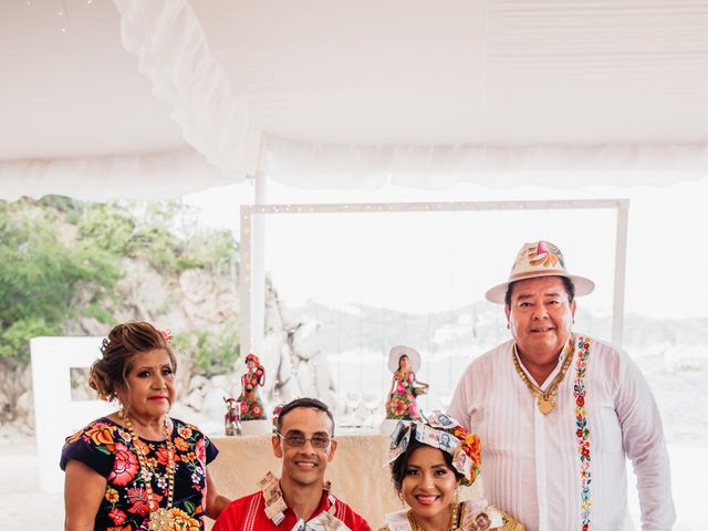 La boda de Edgar y Guadalupe en Huatulco, Oaxaca 74