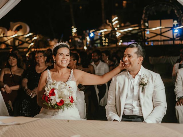 La boda de Thania y Douglas en Acapulco, Guerrero 46