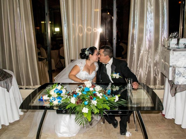 La boda de Efren y Cinthia en Tijuana, Baja California 16