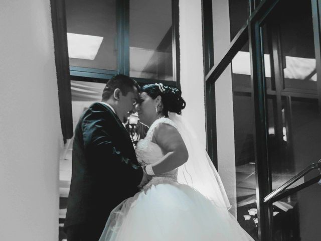 La boda de Efren y Cinthia en Tijuana, Baja California 21