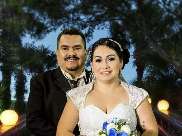 La boda de Efren y Cinthia en Tijuana, Baja California 24