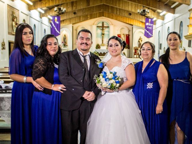 La boda de Efren y Cinthia en Tijuana, Baja California 25