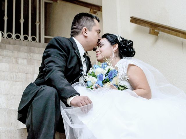 La boda de Efren y Cinthia en Tijuana, Baja California 26