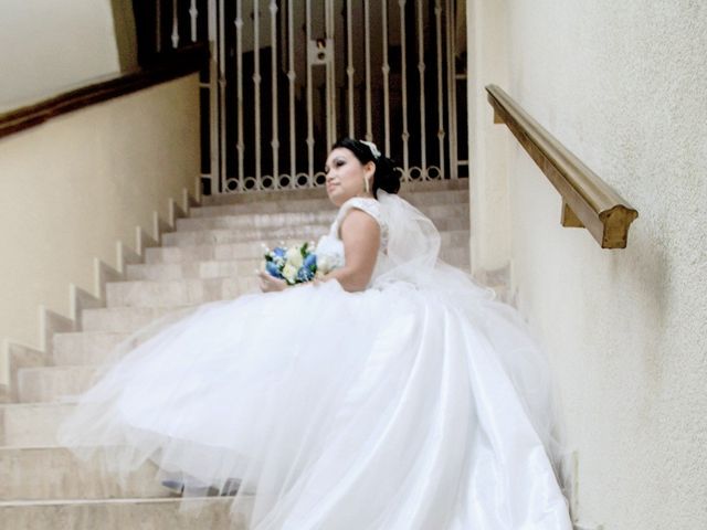 La boda de Efren y Cinthia en Tijuana, Baja California 40